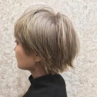 ショート カラー HARUNA🤍 大人ショートヘアのヘアスタイル
