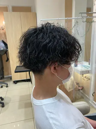 ショート パーマ メンズ メンズ特化型美容師 栗山勇人のヘアスタイル