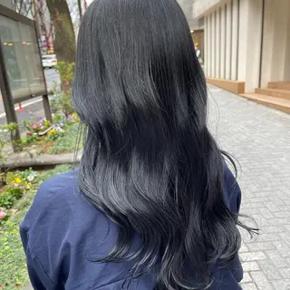 セミロング カラー 韓国ヘア🇰🇷／ 艶カラー鈴木萌愛🩶のヘアスタイル