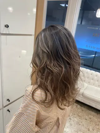 セミロング カラー パーマ ヘアアレンジ 🌿レイヤー/ブリー チ/🌿‬JINのヘアスタイル