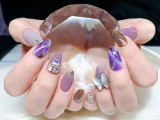 ネイル マツエク・マツパ アイブロウ Nail&eye Belire 新宿のネイルデザイン