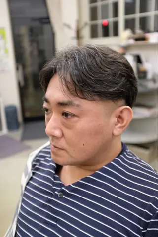 パーマ メンズ 茂木 太郎のヘアスタイル