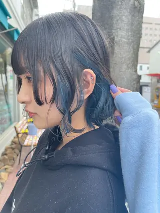 ショート カラー ALOHANA 津店所属・TSUBASA▫️ ブリーチ#エクステのヘアスタイル