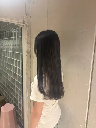 ロング カラー 大阪/レイヤー/ ツヤ髪/ヨシノヒメカのヘアスタイル