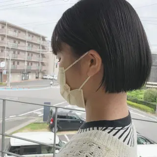 ショート 岩井 愛生のヘアスタイル