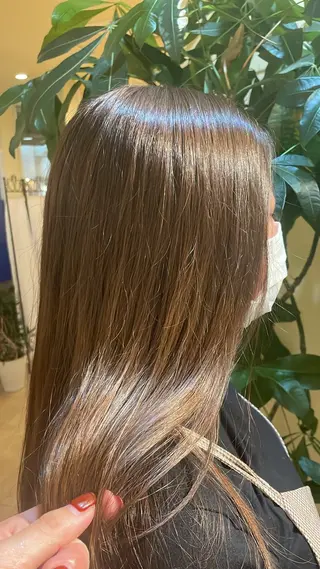 セミロング 伊東 茉凜のヘアスタイル