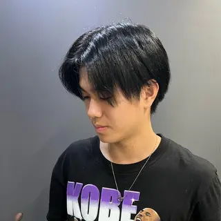 ショート カラー 小番 茜海のヘアスタイル