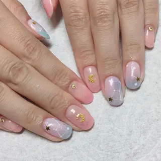 ネイル THECOLORS所属・近貞 莉奈のネイルデザイン