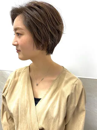 ショート カラー パーマ ヘアアレンジ キッズ ネイル マツエク・マツパ umu.［韓国ヘア /ダウンパーマ］のヘアスタイル