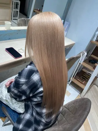 ロング カラー 🥇KEN /レイヤー/艶カラーのヘアスタイル