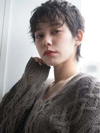 パーマ nuu所属・💜ショート💜 ウルフ、ボブ二色亜美のヘアスタイル