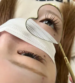 マツエク・マツパ mishu eyelash  salon所属・赤井 真珠のマツエク・マツパデザイン