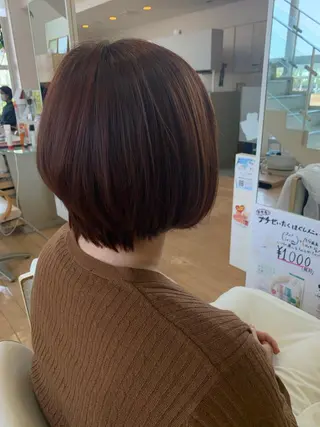 ショート カラー 美容しょうへいの店所属・吉川 茉由子のヘアスタイル