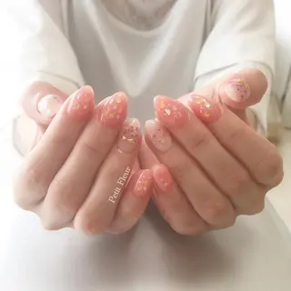 ネイル Petit Fleur所属・青柳 亜梨奈のマツエク・マツパデザイン