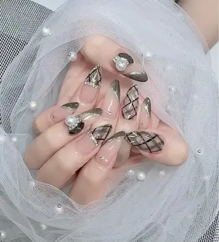 ネイル Minéa nailのネイルデザイン