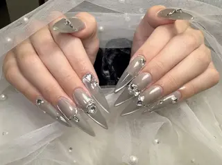 ネイル ENsalon AKIRAのネイルデザイン