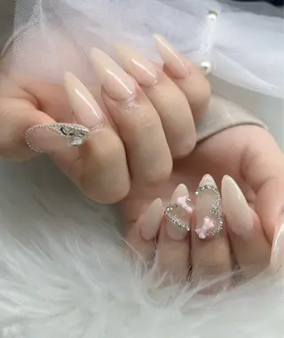 ネイル YOLO NAILのネイルデザイン