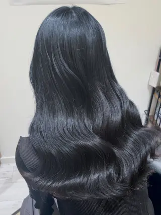 ロング カラー ヘアアレンジ 寒色/艶カラー 🐺❄️/ yuu.のヘアスタイル