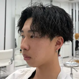 ショート カラー パーマ メンズ 水谷 璃温のヘアスタイル