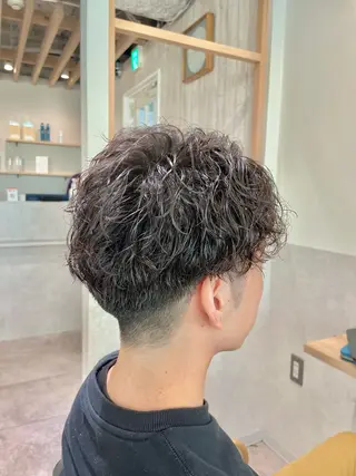 ショート パーマ メンズ Re:Live 澁谷玄のヘアスタイル