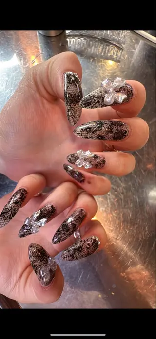 ネイル *RAIMU* HOLOGRAMのネイルデザイン