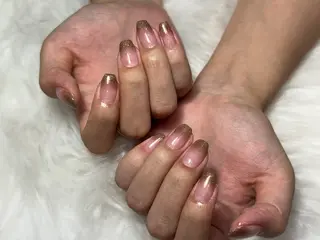 ネイル Momoka 🍑🎀のネイルデザイン