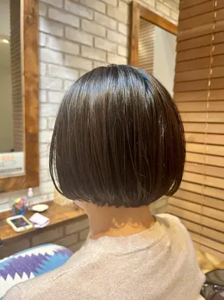 ショート カラー 香取 康平のヘアスタイル