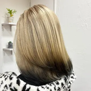 ミディアム カラー hair make MUI所属・ひらの ももかのヘアスタイル