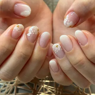 ネイル MiRanda Nail所属・MiRanda 保坂 舞のネイルデザイン