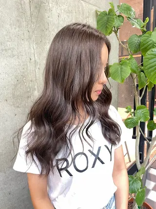 ロング 🫧ハイライトカラー 🫧 𝓜𝓘𝓤のヘアスタイル