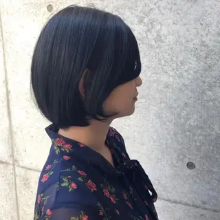 ミディアム カラー clomus所属・YUKA艶髪 🌸寛ぎ部屋のヘアスタイル