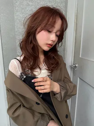 ミディアム 廣瀬双葉 トップスタイリストのヘアスタイル