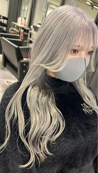 セミロング カラー mimiiy梅田 中崎町ハイトーンのヘアスタイル