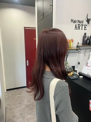 ロング カラー 友滝 真菜美のヘアスタイル