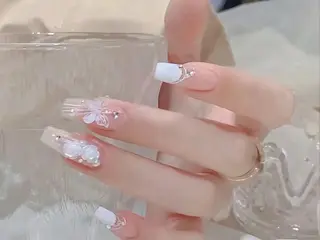 ネイル VIVIAN エイのネイルデザイン