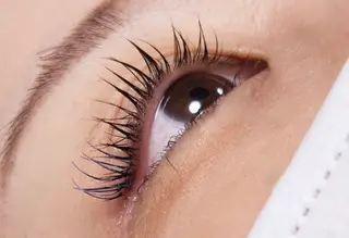 マツエク・マツパ EyelashSalon chel所属・新越谷駅徒歩1分❇️ Salon chelのマツエク・マツパデザイン