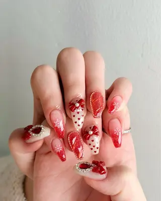 ネイル Lyna 池袋のネイルデザイン