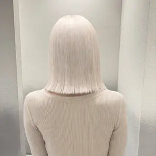 ミディアム カラー ✨ブリーチ支持No1 複雑履歴修正/舘岡のヘアスタイル