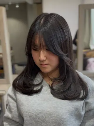 セミロング カラー ルーツカラー/ デザインカラー/井川のヘアスタイル