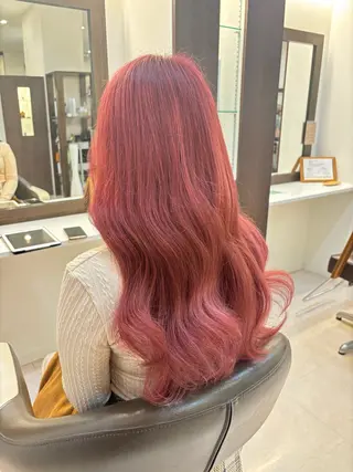 カラー 山本 詩織のヘアスタイル