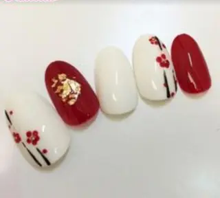 ネイル ゲン レイカのネイルデザイン