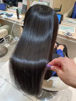 ロング 縮毛矯正、髪質改善／ 松田 龍之介のヘアスタイル