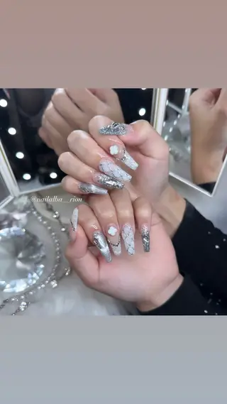 ネイル 加納 莉音のネイルデザイン