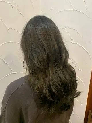 カラー 【店長】インナー指名 No.1戸塚優思のヘアスタイル