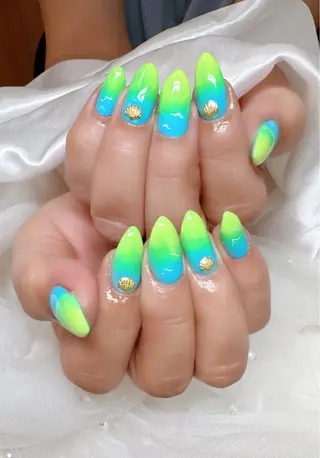 ネイル 高島 夏海のネイルデザイン