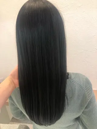 ロング 艶質改善/縮毛矯正 ササキナツミのヘアスタイル