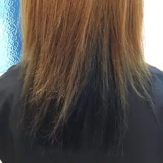 セミロング カラー embrace エンブレイスのヘアスタイル