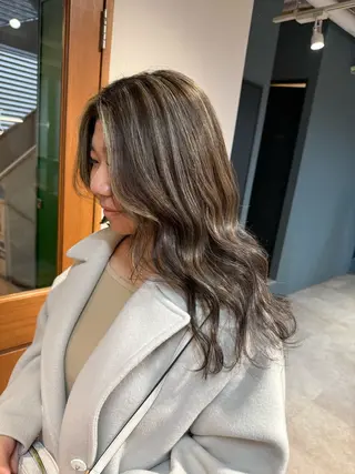 カラー 🎀 夏秋🎀のヘアスタイル