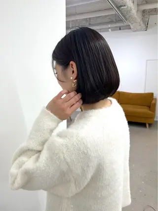 ミディアム カラー 阪本 桃のヘアスタイル