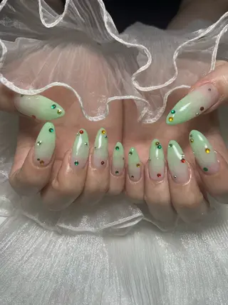 ネイル るか/透明感 カラー/アレンジのヘアスタイル